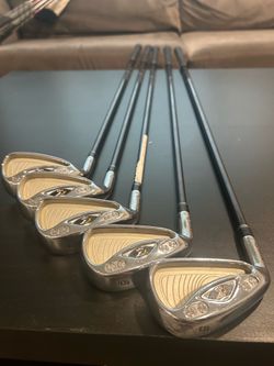 Taylormade R7 LH Irons 5-9