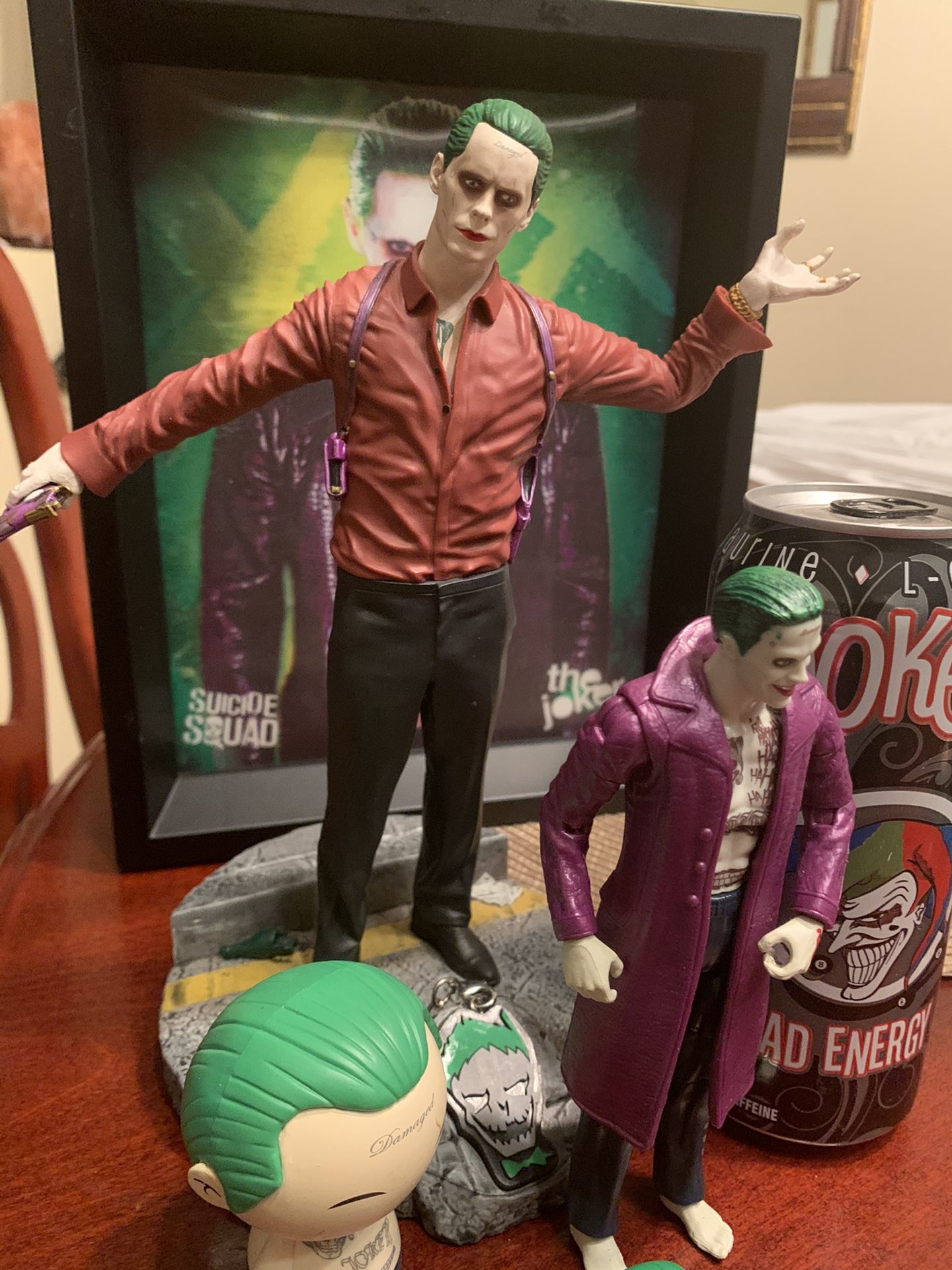 Jocker Lot 4 without energy drink only poster and figures