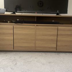 Juliet curved TV stand