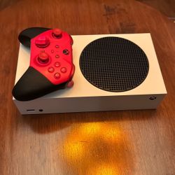 Xbox Series S and Elite Controller