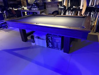 Brunswick Canton Pool Table