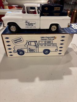 Die cast truck/bank