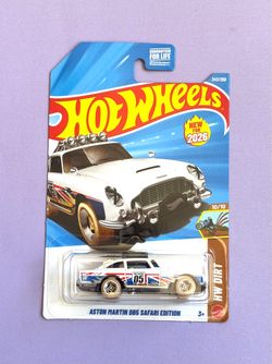 Hot wheels Aston Martin DB5 Safari Edition
