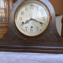 Vintage Seth Thomas Chiming Mantle Clock
