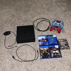 PS4 Slim, Games, Controllers & Control Stand