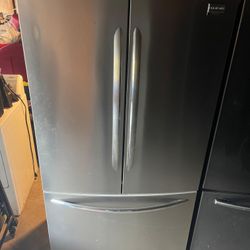 Frigidaire Refrigerator Good Condition 3 Months Warranty Delivery 