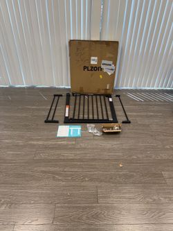 $30 #3775 (30” Tall x 29-49” wide) safety gate for baby toddler or dog / locking walkthrough gate