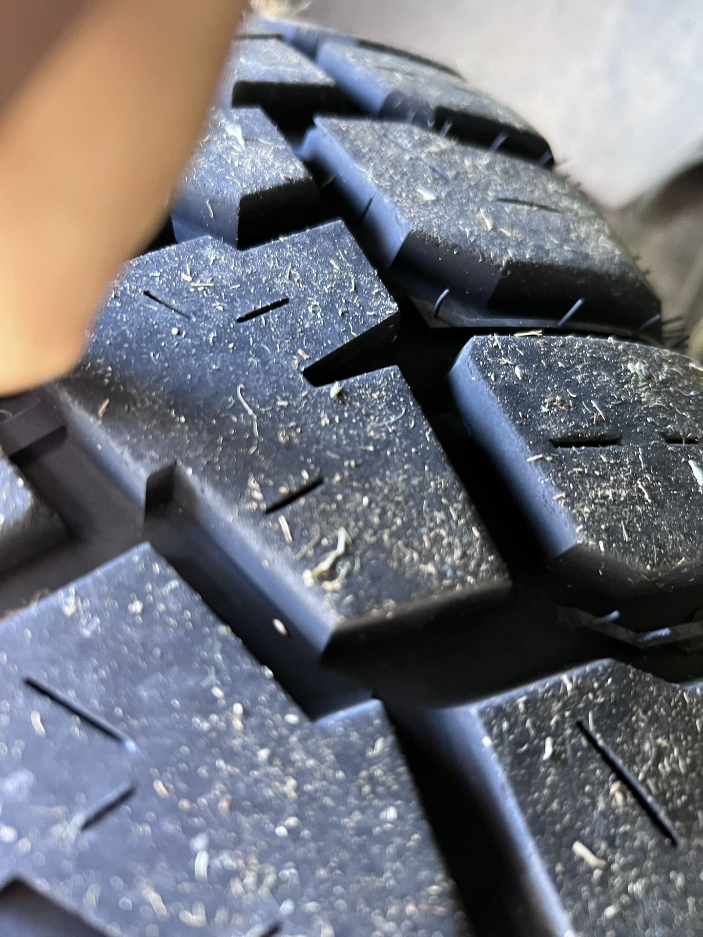 Gm Trucks And SUV 6 Lug Tires And Rims