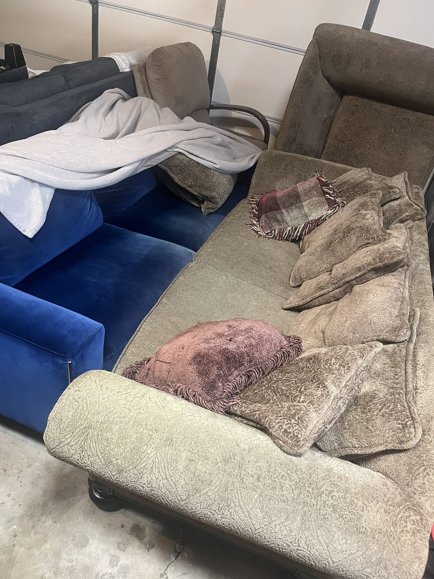 Couch / Sofa / Couches For Sale $100/ No Rips