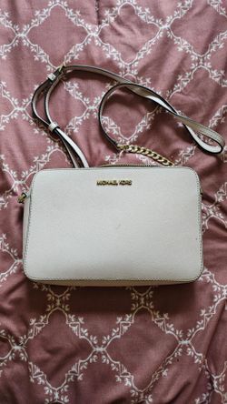 Light pink michael kors crossbody