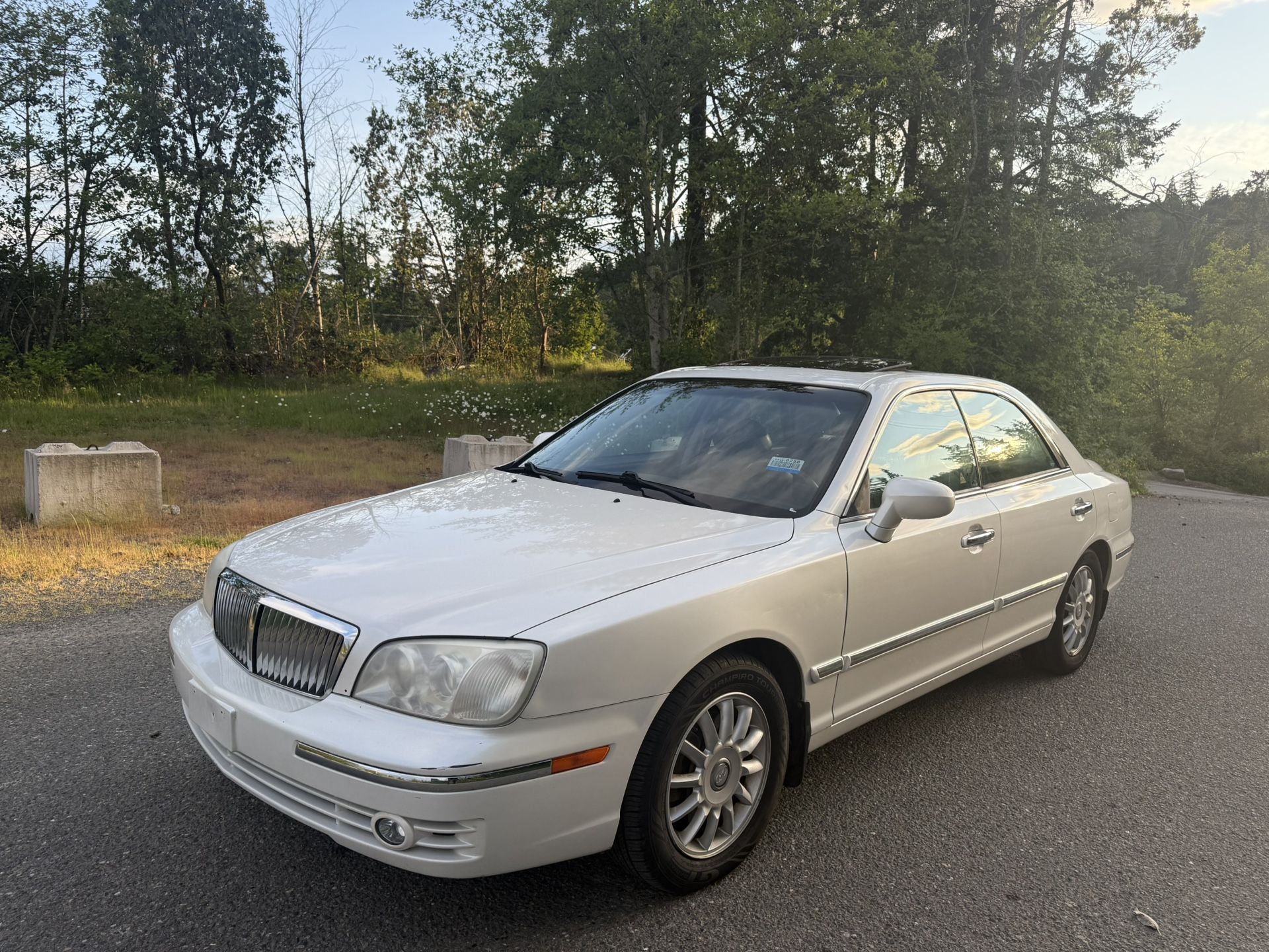 2004 Hyundai Xg350