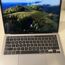 MacBook Pro M1 (2020) – 8GB / 256GB 