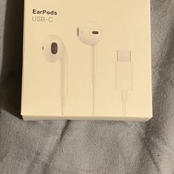 Apple  EarPods USB-C