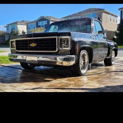 1976 Chevy Ci0 Truck In Pristine Condition With 89.978 Miles, This Is Classic Vehicle Boasts A Stnning Red Interior Vintage