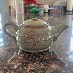 Teapot Decor Piece 