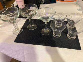 Bar glassware