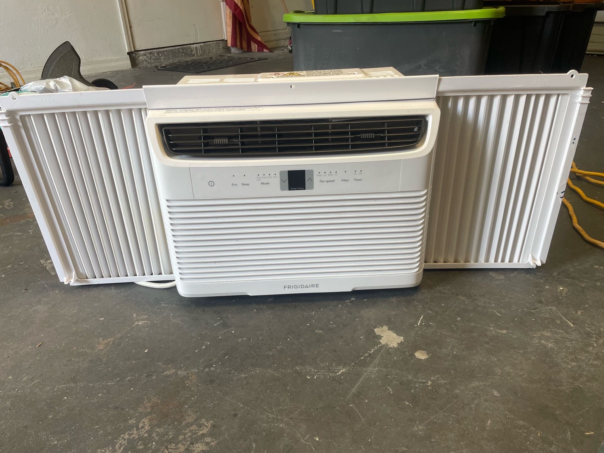 Frigidaire 6000 BTU Window AC – Ice Cold