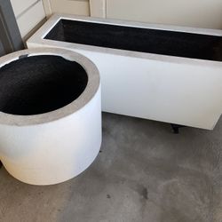 PolyStone White  Modern Indoor/Outdoor Planters