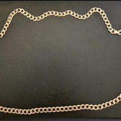 14k Gold Curved Necklace 