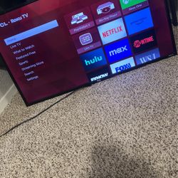 TCL 43’ Smart Roku Tv