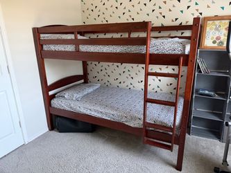 Bunker bed