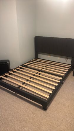 Upholstered Queen Sized Bedframe