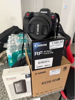 Canon R5c with Lens and Memory Carc
