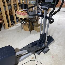 NordicTrack Elliptical CX1050