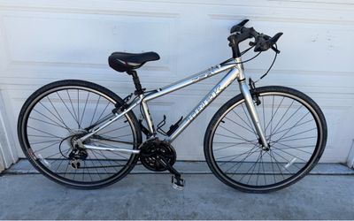 Trek 7.2 FX hybrid