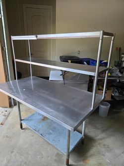 COMMERCIAL EXPO RACK AND TABLE