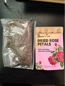 Dried lavender & rose petals