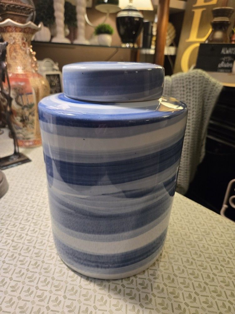 Beauty Bold Ginger Jar Or Canister ( We Have 2)