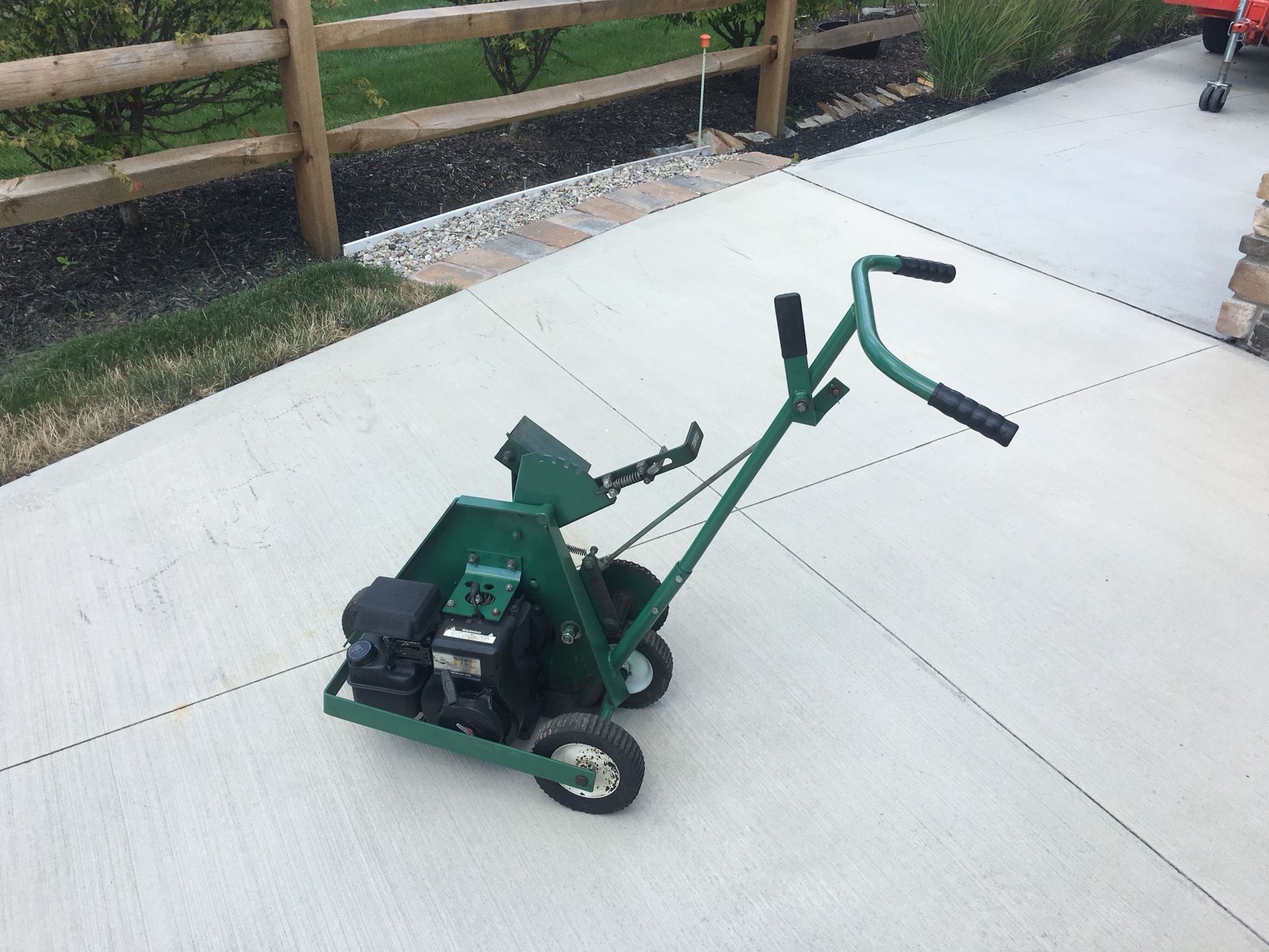 Turfco edger r rite bed edger for Sale in Strongsville, OH OfferUp