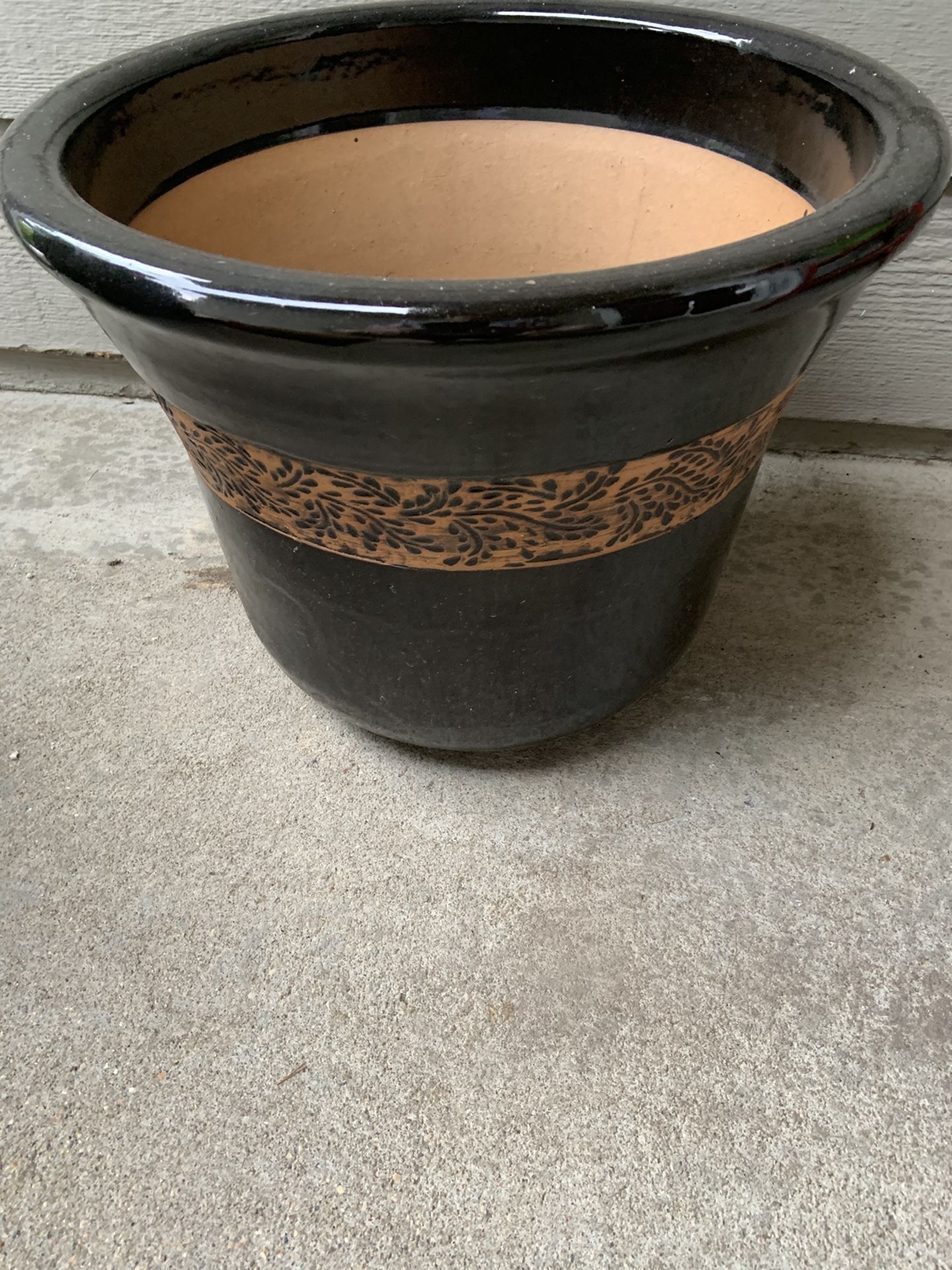 Clay pot