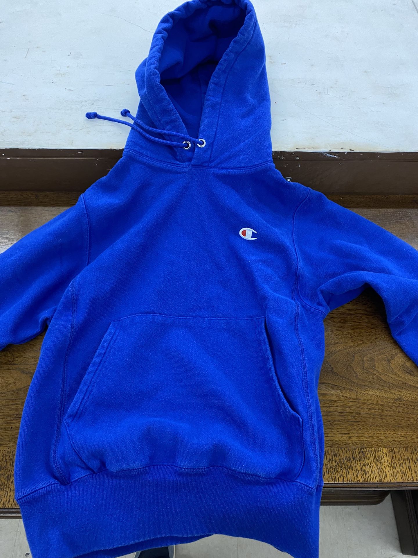Champion S blue sweatshirt