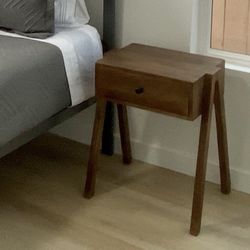 Matching Wooden Nightstands 