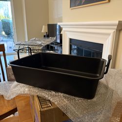 New! Roasting pan and rack set