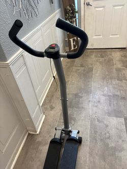 Manual exercise machine