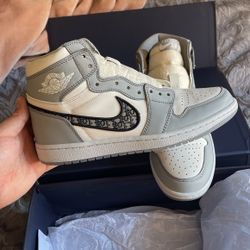 Jordan Dior 1s