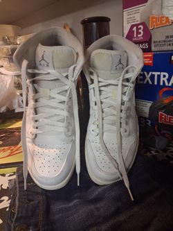 Mens jordon tennis shoes