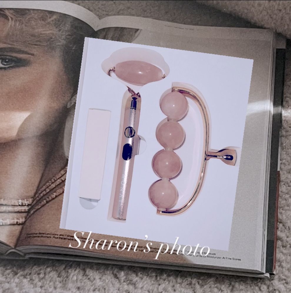 Rose quartz massaging roller