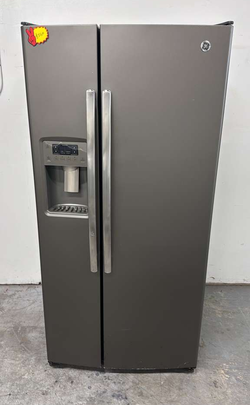 GE Side‑by‑Side Fridge – Slate, Ice & Water Dispenser