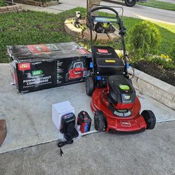 Toro 22in 20volt Self Propelled Battery And Charger Included Brand New 