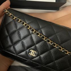 Excellent Condition Authentic Chanel I WOC Black Caviar Gold hardware from Paris Rue De Cambon