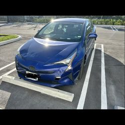 2016 TOYOTA PRIUS