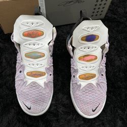 Lebron XVIII Graffiti Blue multi color (SIZE 8.5)