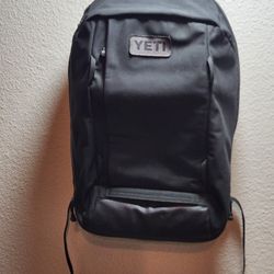 Yeti Crossroad 27L Backpack 