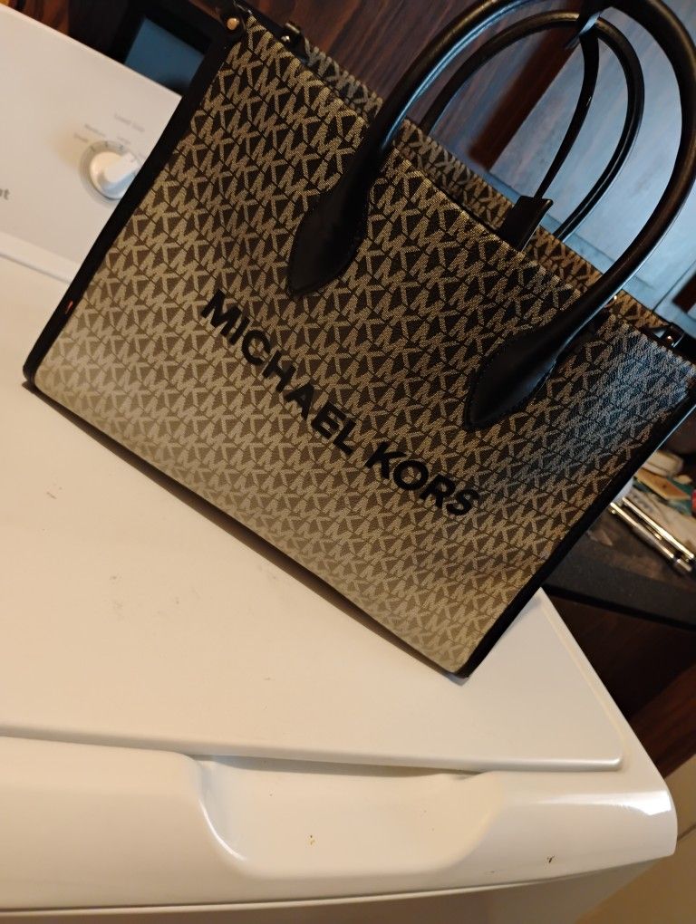 Michael Kors Handbags Used **