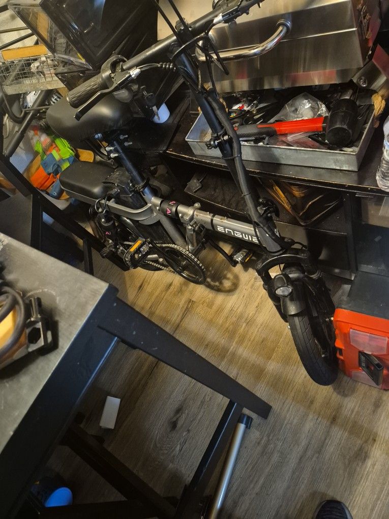 ENGWIE Electric Folding Bike