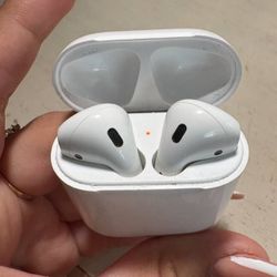 1st Gen AirPods